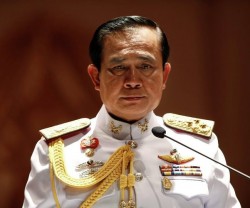 Король Таиланда признал власть хунты